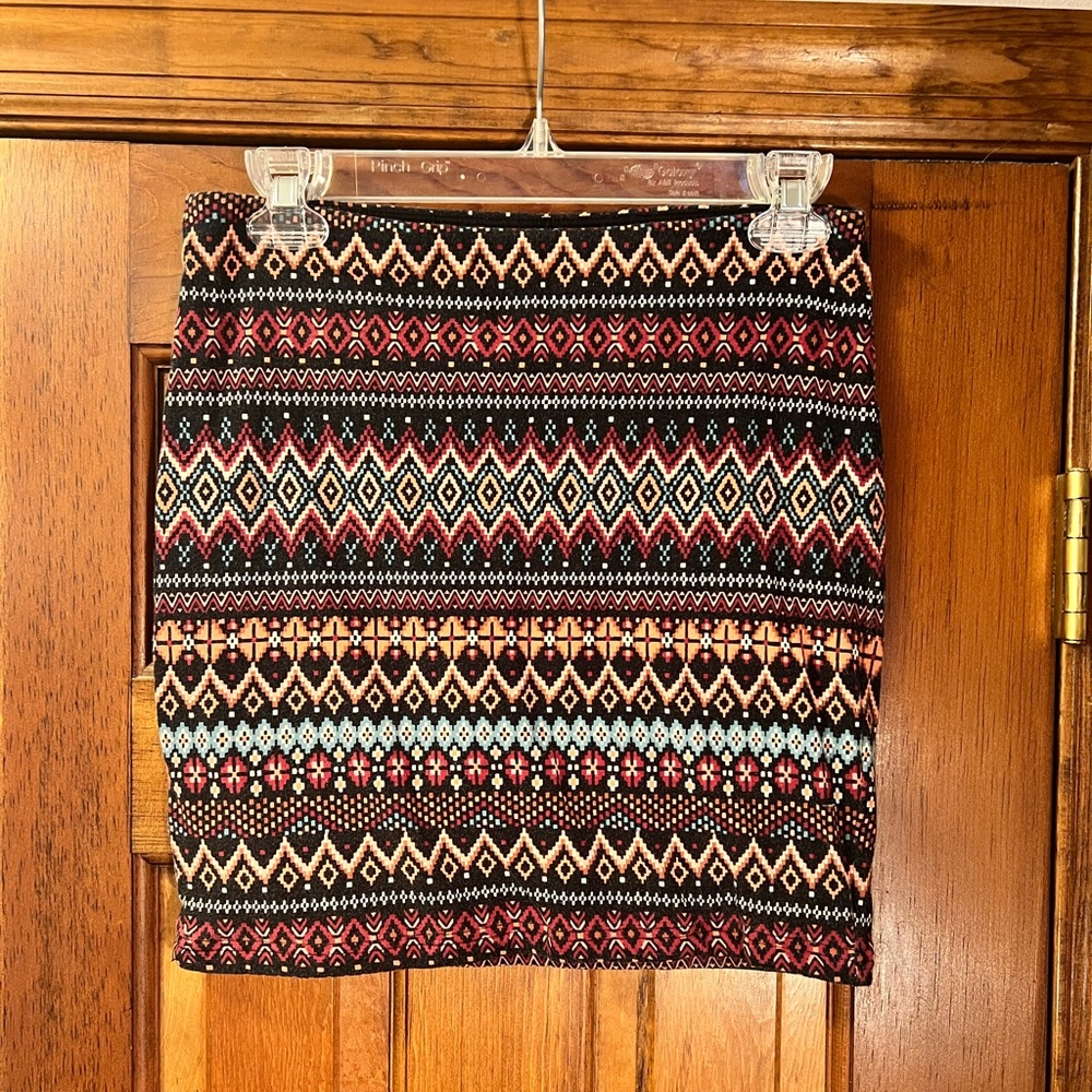 Forever 21- Printed Bodycon Mini Skirt